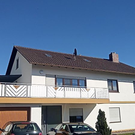 Wohnung Mit 2 - 3 Zimmern Ballenberg Exterior photo